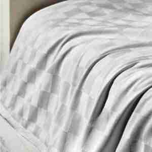 One of the reliable wholesale suppliers of cotton waffle weave blankets, cooperating with local cotton waffle blanket manufacturers in Turkey.